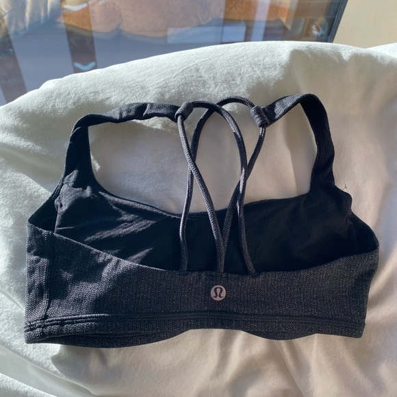Like new Lululemon free to be dark grey patterned bra - Picture 2 of 3